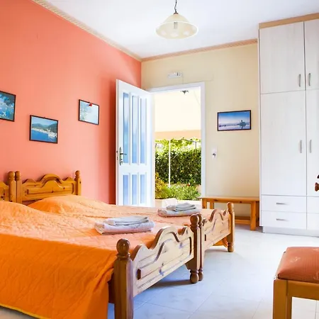 Tzivras Villa & Apartments Lassi  Room photo