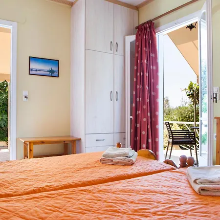 Tzivras Villa & Apartments Lassi  Room photo